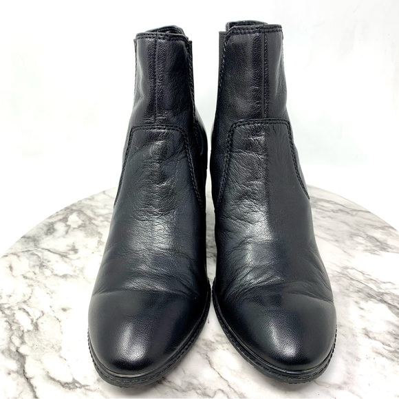 Anne Klein Bunty Black Leather Chelsea Boots 8.5 Classic Preppy Academia Neutral - Picture 4 of 14